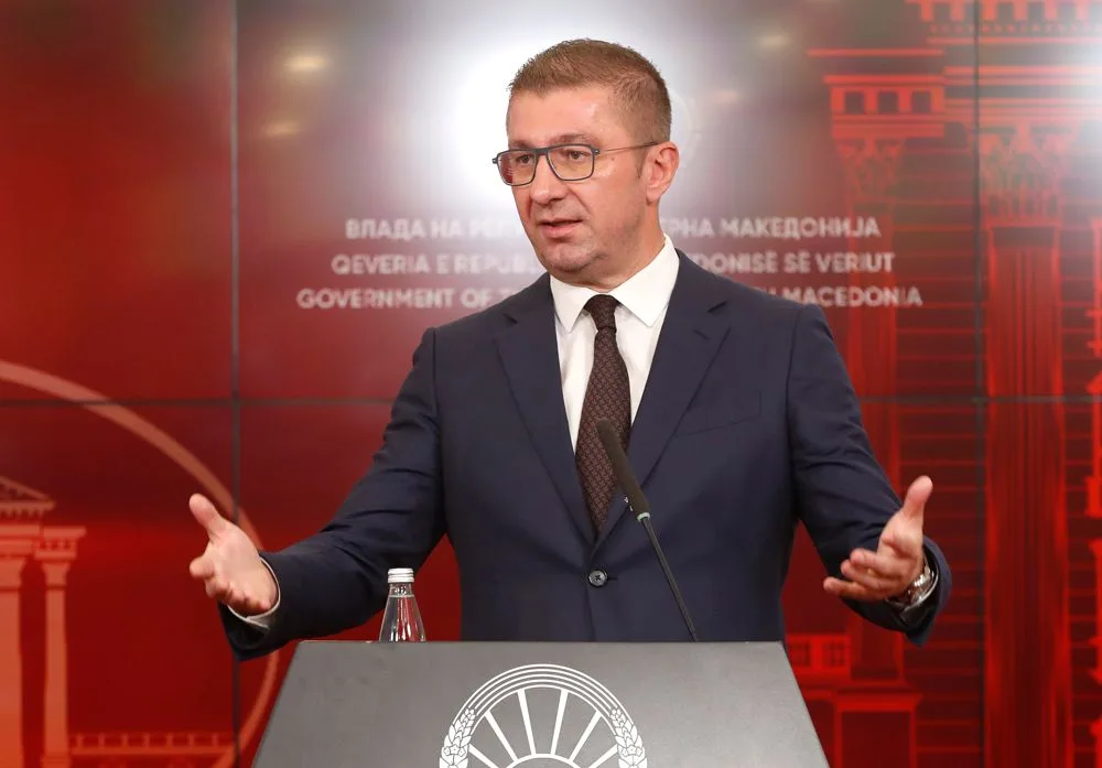 Мицкоски ја потврди оставката на Арбен Фетаи – се очекува реконструкција на владата