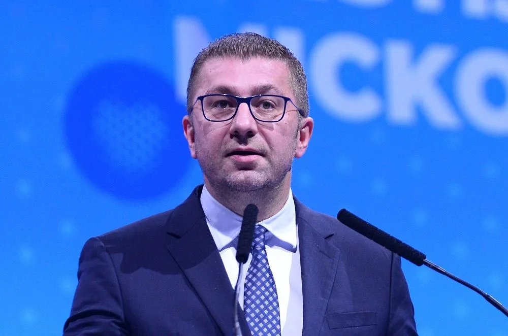 Мицкоски не се согласува со Коста: Не влегуваме во авантури без јасен крај
