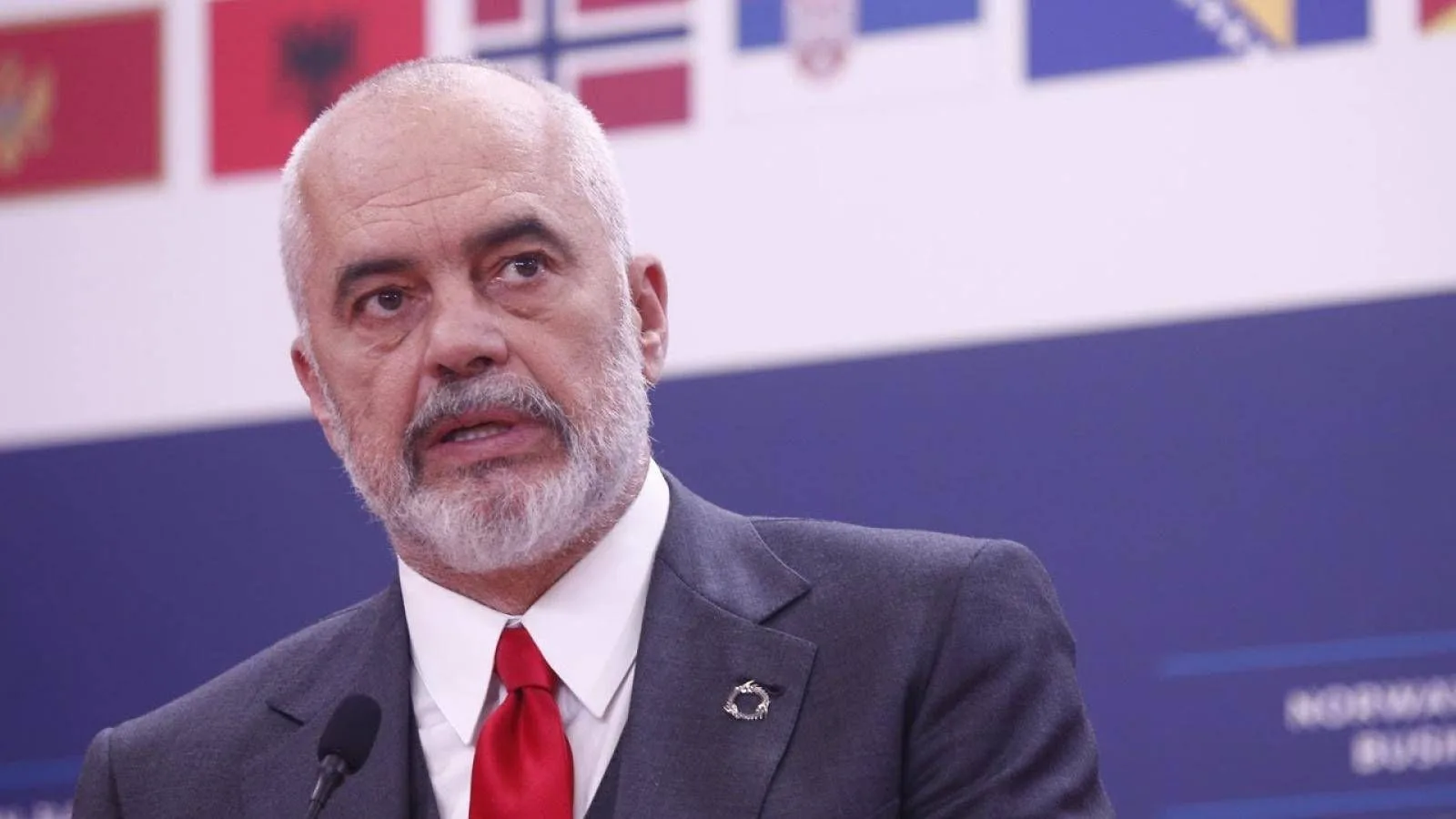 Премиерот Рама одговори на контроверзиите за „Островот Трамп“ во интервју за CNN