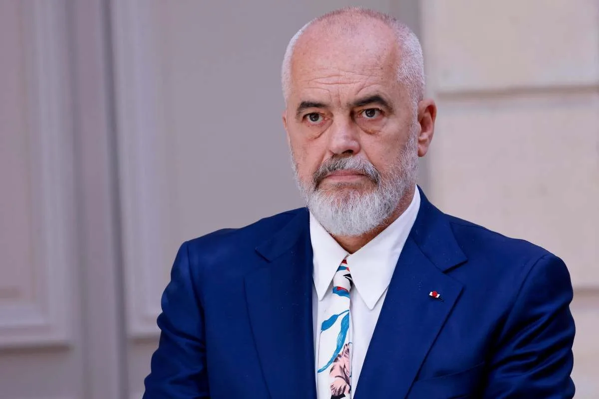 Социјалистичката партија ја прослави 35-годишнината во услови на регионални тензии
